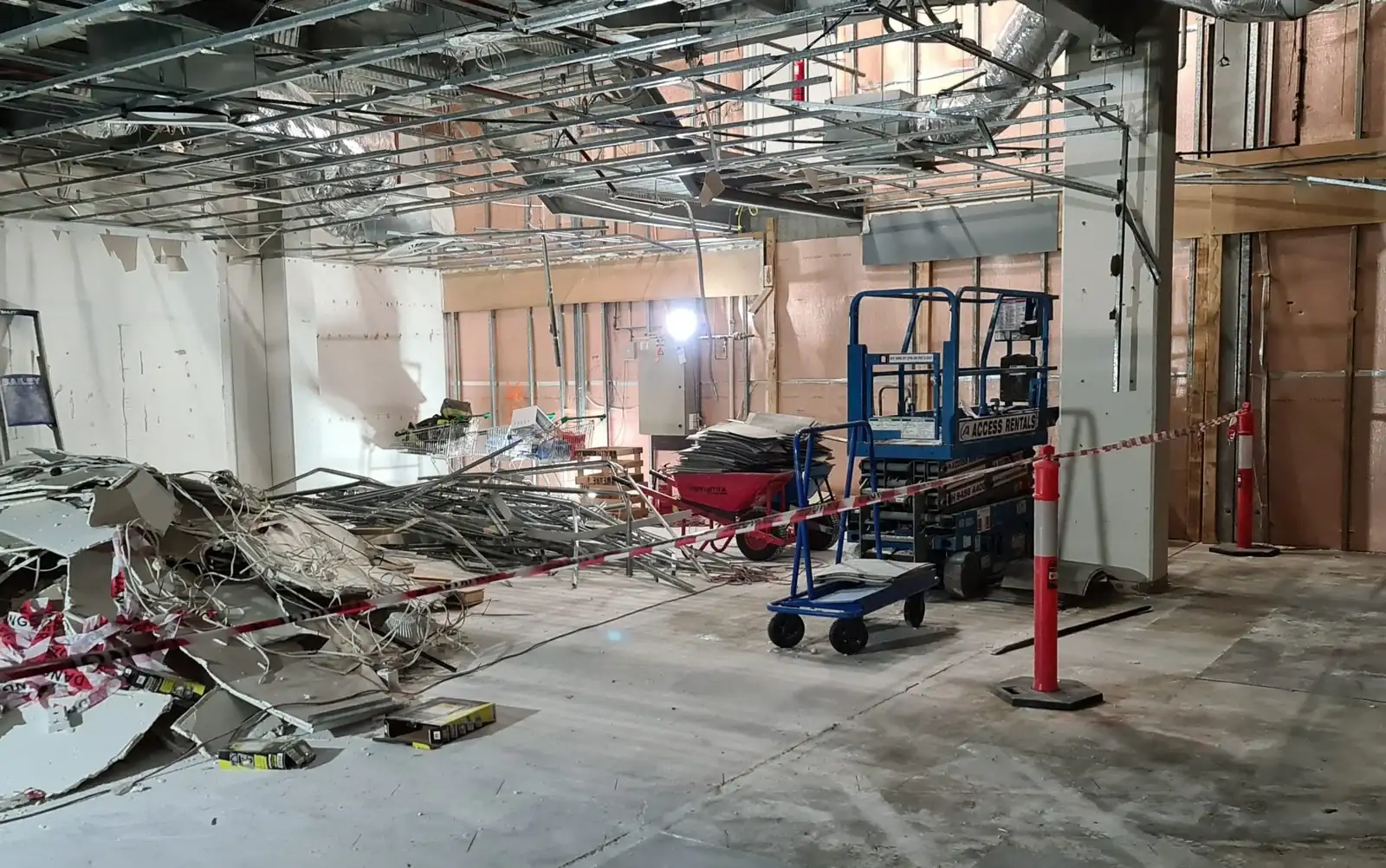 We specialise in de-fits and strip outs!